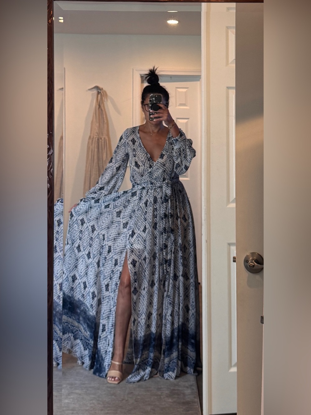 Olivaceous flowy dress - Picture 7 of 8